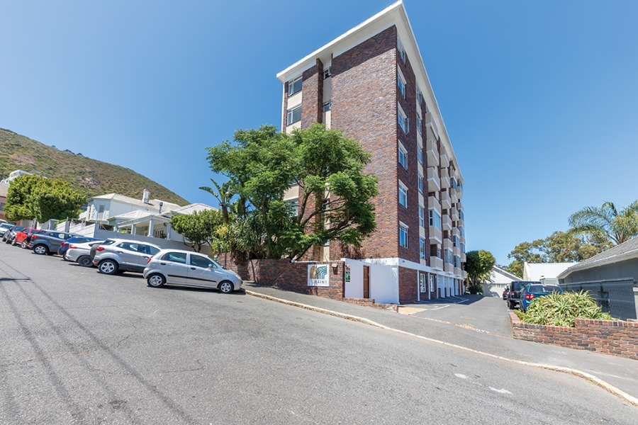 2 Bedroom Property for Sale in Sea Point Western Cape